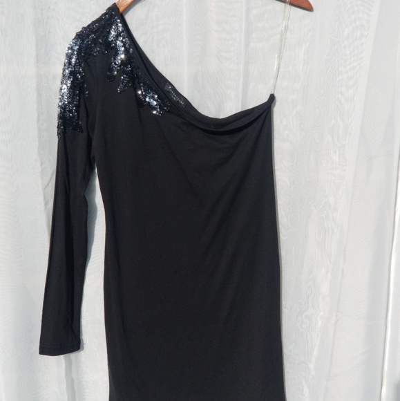 Forever 21 Sequence sexy Dress - Picture 4 of 5